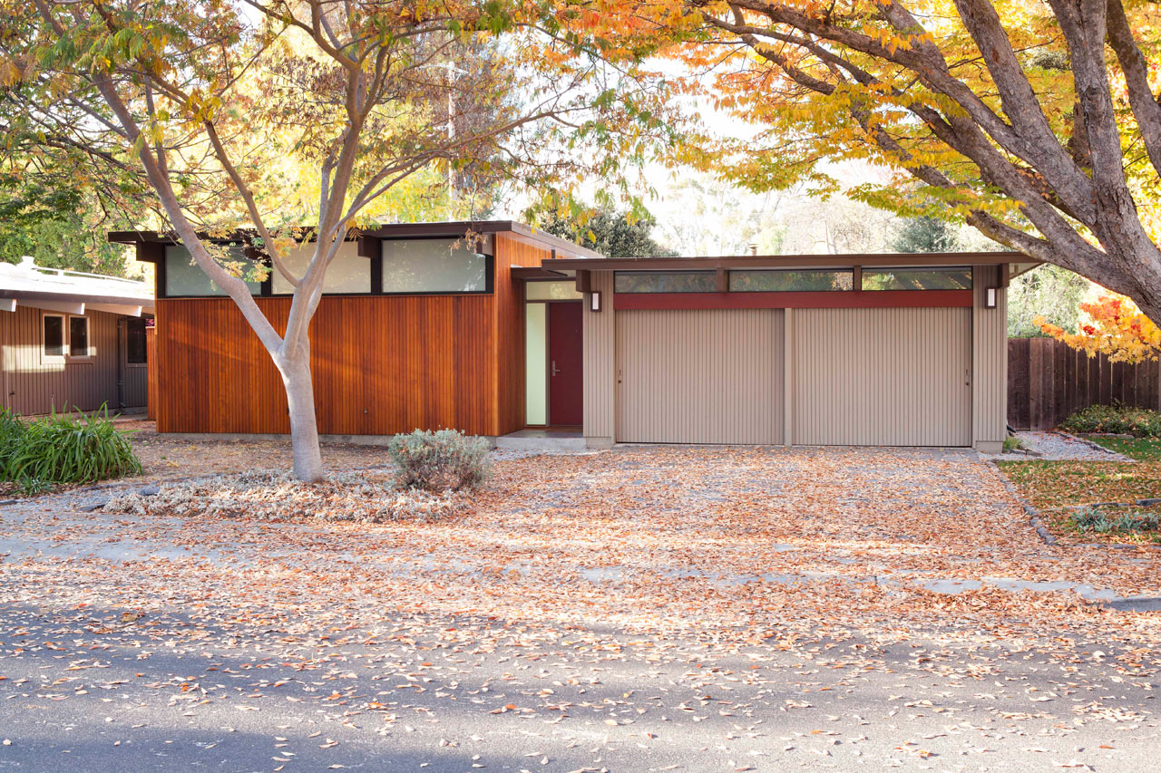 A Front Expansion on an Eichler House by Klopf Architecture