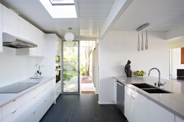 Double-Gable-Eichler-Remodel-Klopf-Architecture-5