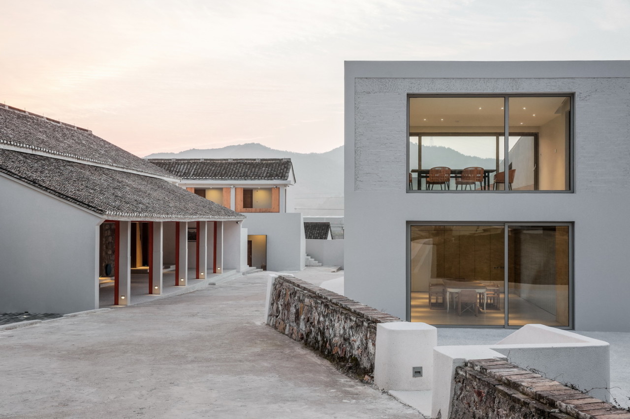 Miya Lost Villa, a Rural Chinese Barn Resort, Draws Crowds Away from Shanghai