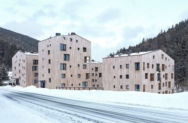 Aparthotel Svat'y Vavrinec Replaces 80s Supermarket in Czech Ski Resort