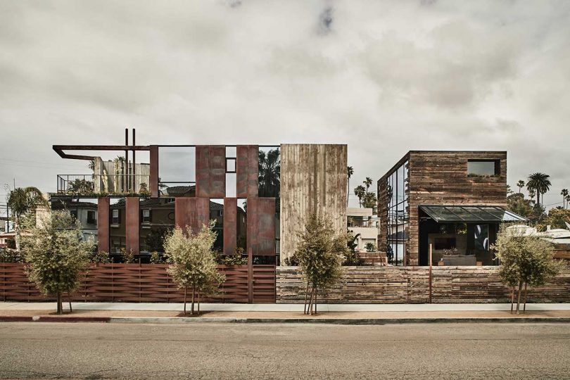 side view of modern industrial house in venice beach