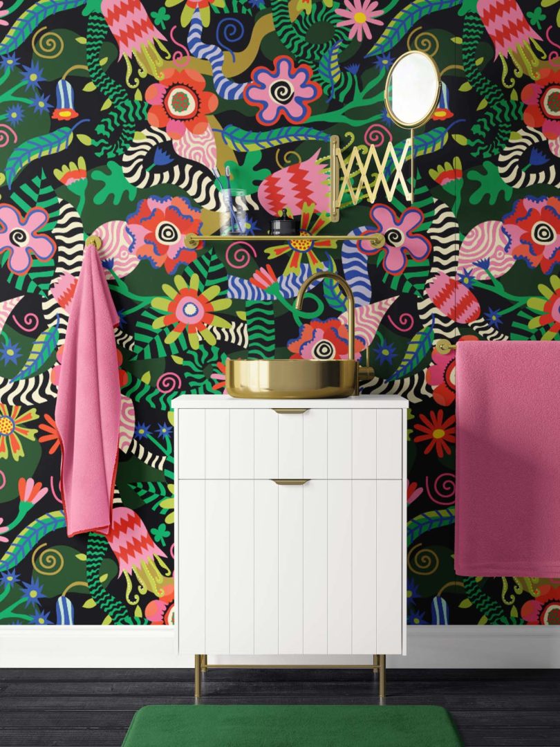 maximalist floral wallpaper in bathroom