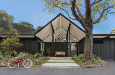 A Mid-Century Eichler Home Gets Respectfully Updated for 21st Century