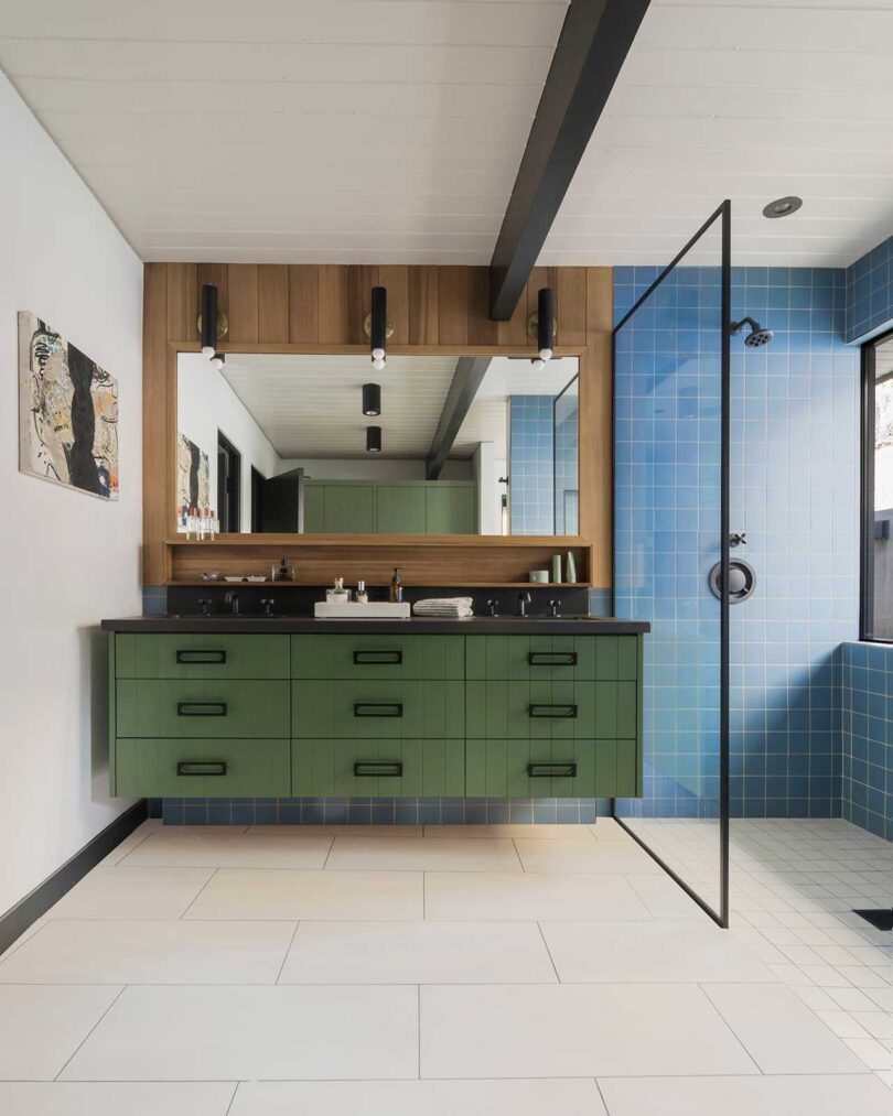 interior view of mid-century modern bathroom