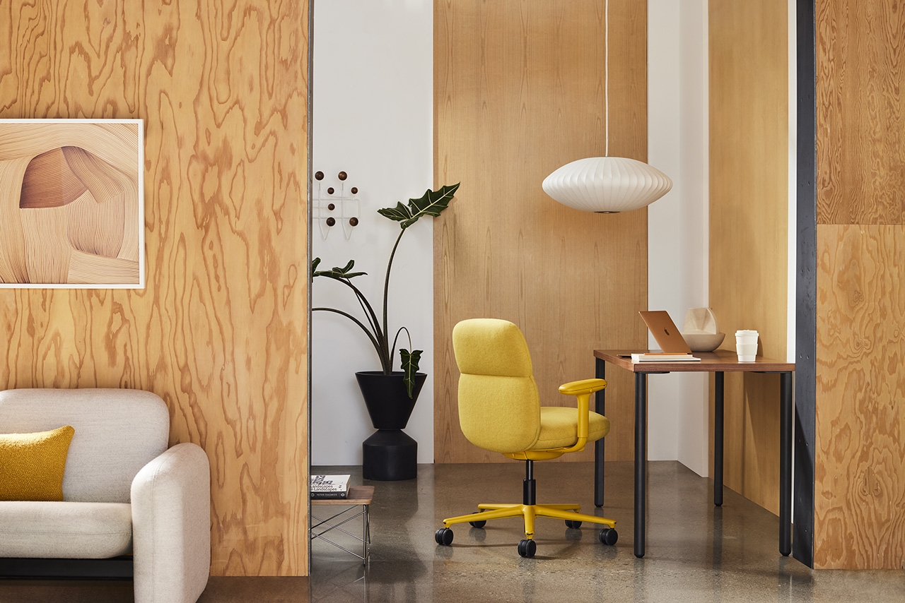 Sculpted for Comfort: The Asari Chair by Naoto Fukasawa for Herman Miller